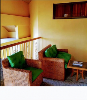 Room in Guest room - Renajoe Exclusive Guesthouse Tema Community 9